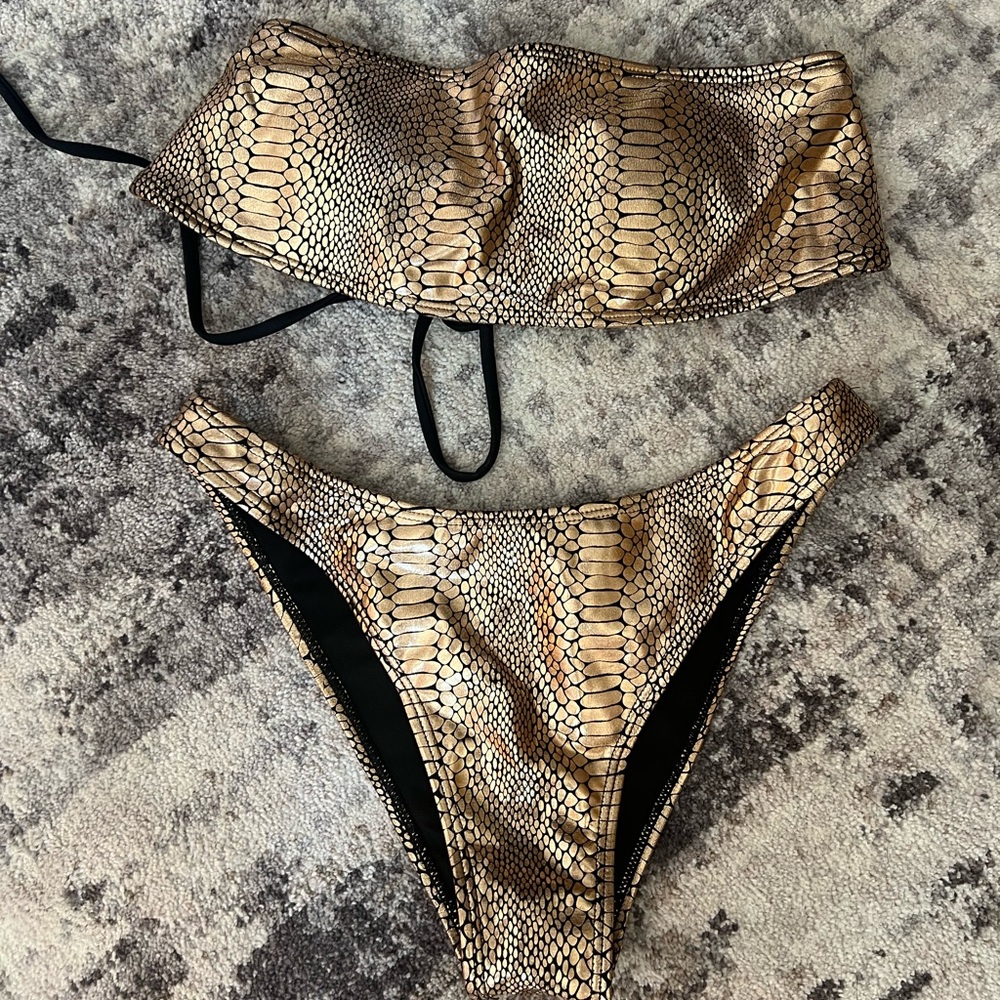 BIKINI
